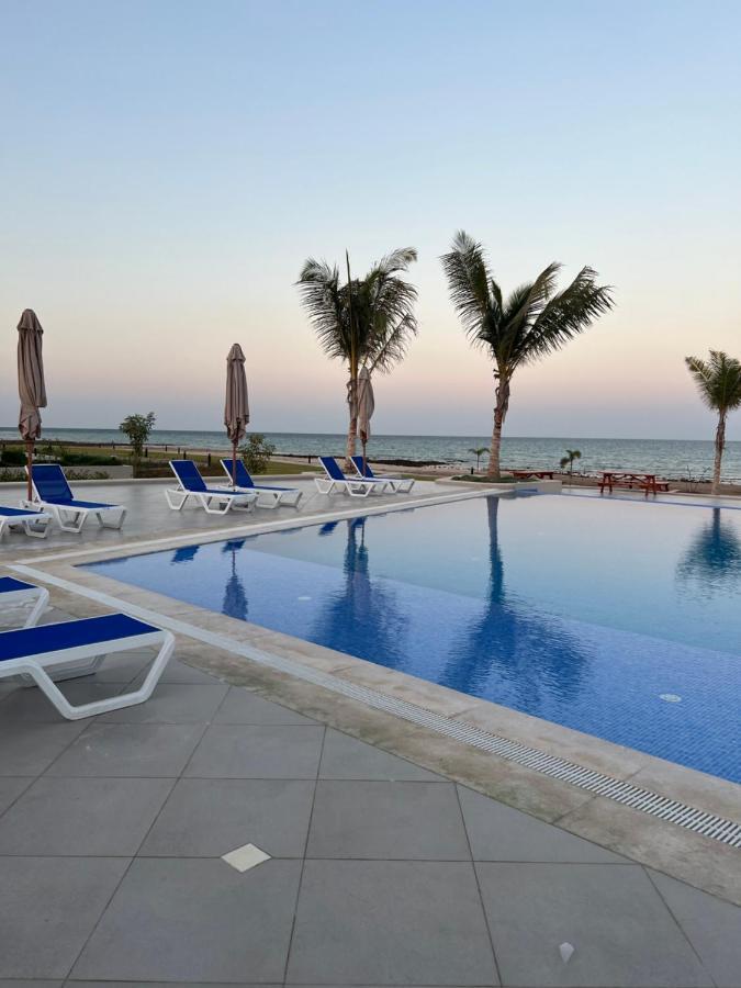 Beach Front Le Bon Villa Muscat Exterior photo