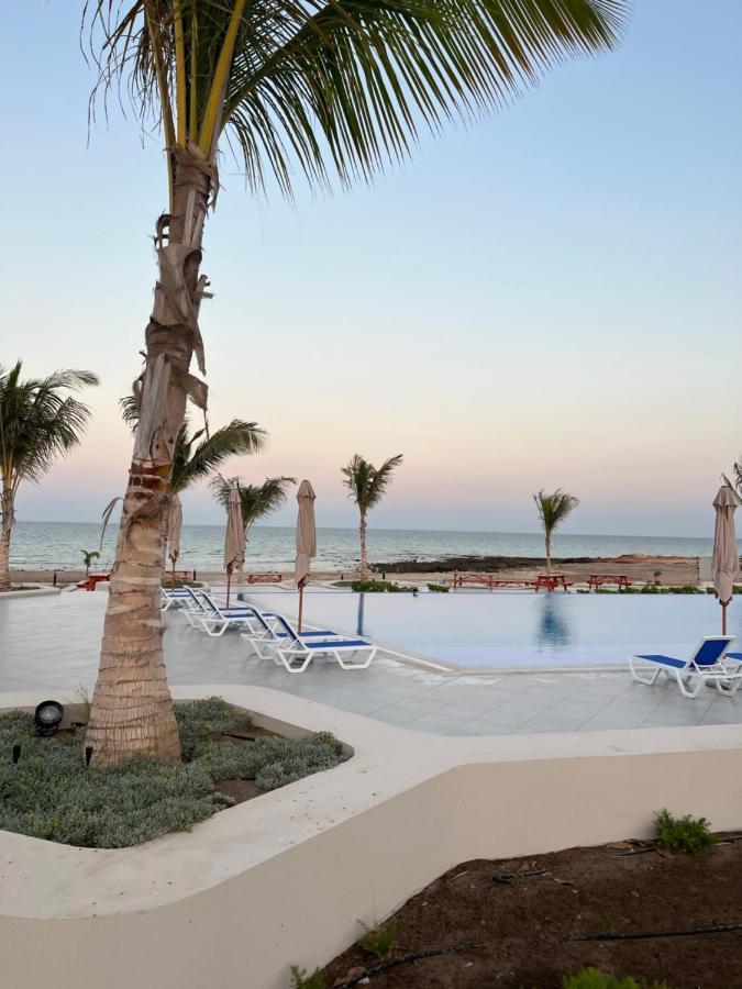 Beach Front Le Bon Villa Muscat Exterior photo