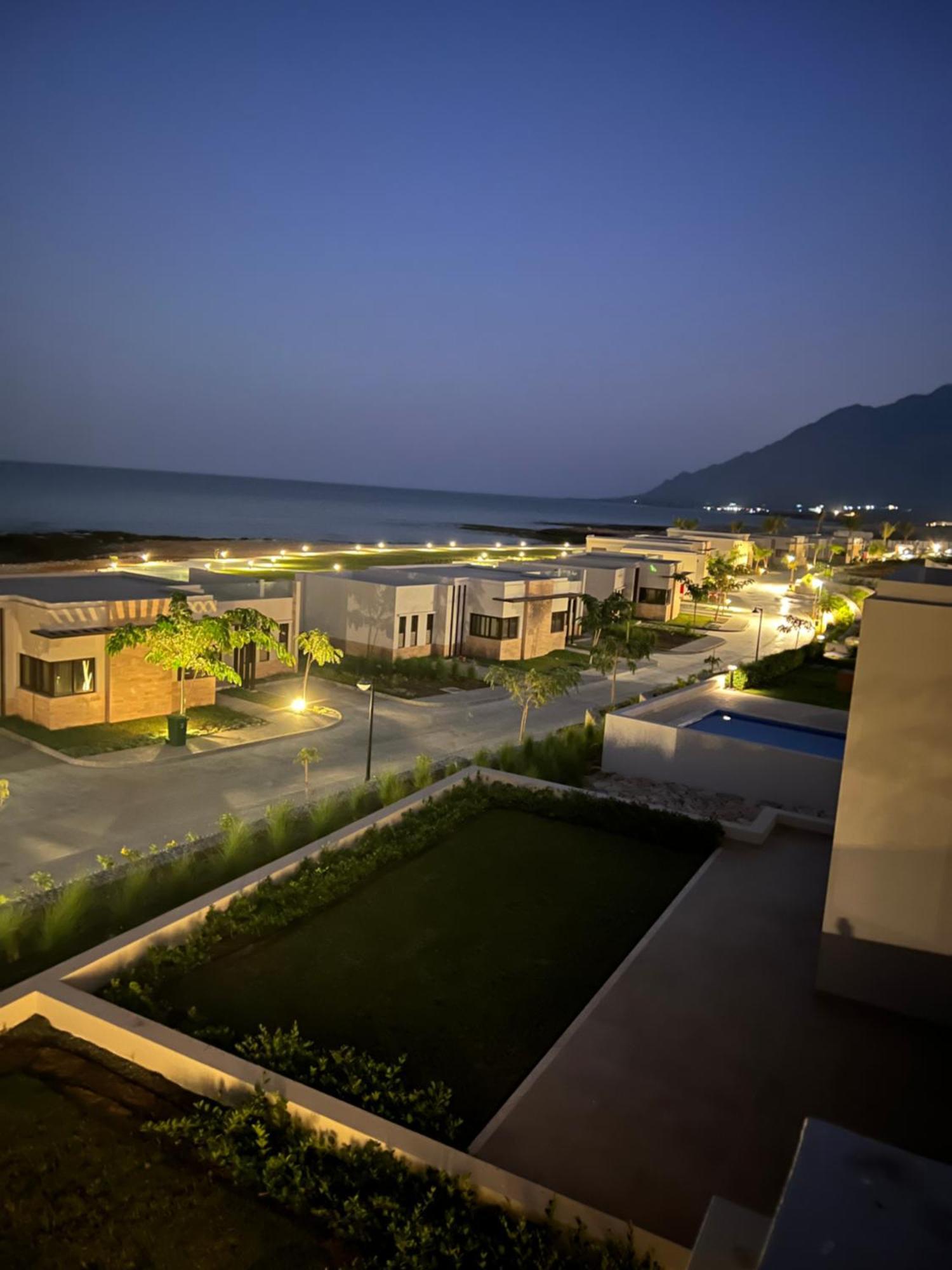 Beach Front Le Bon Villa Muscat Exterior photo