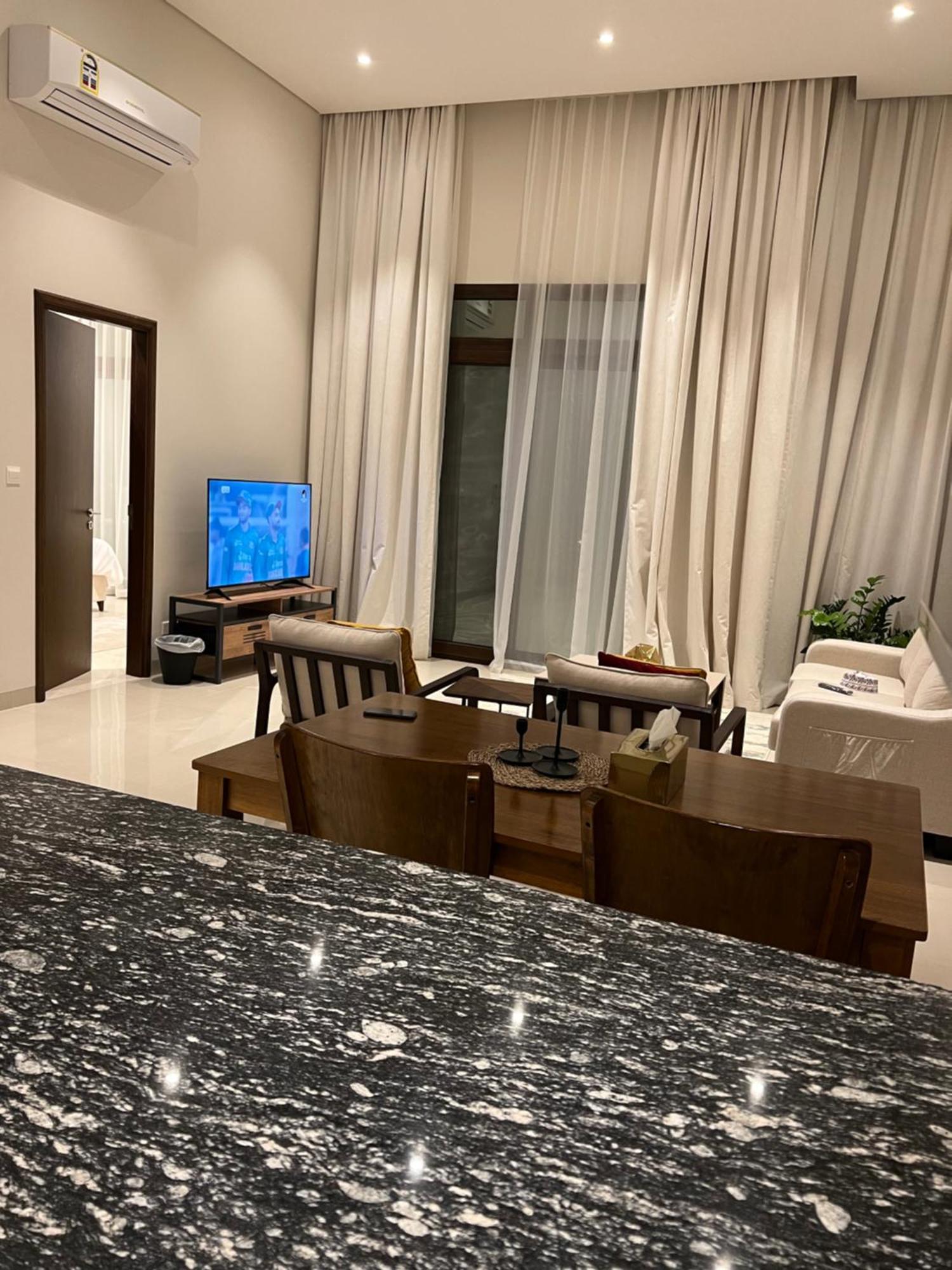 Beach Front Le Bon Villa Muscat Exterior photo